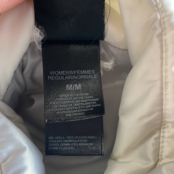 The North Face puffer vest - Picture 6 of 6